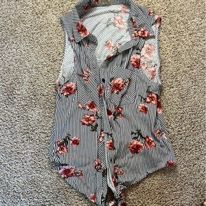 Large blouse top , tank, floral